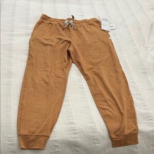 Vuori Halo Performance Jogger in Flax Heather